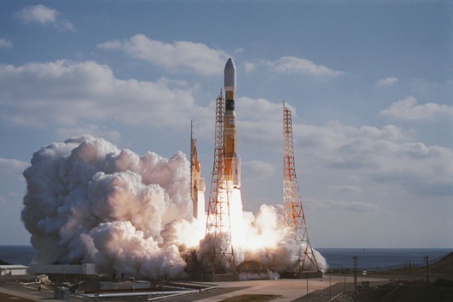 JAXAによるH-IIBロケット2号機打上げ　(C) JAXA